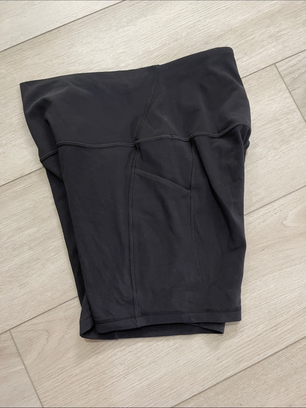 lululemon athletica Black High-Rise Bike Shorts with Side Pockets - Picture 3 of 5
